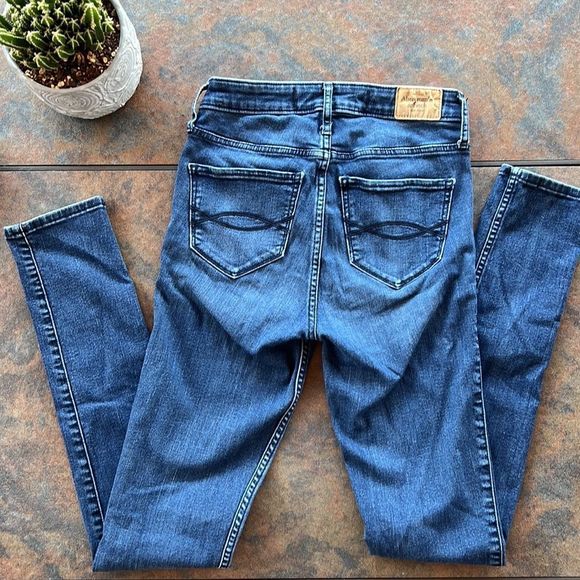 abercrombie high rise jeans - Picture 4 of 5